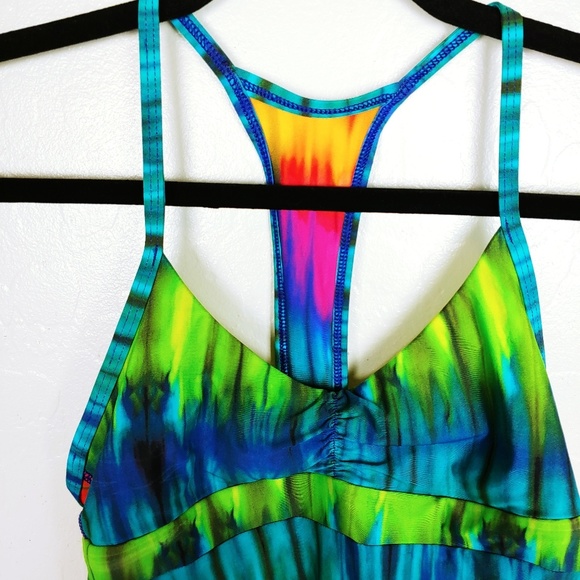 COPY - Trina Turk reaction activewear top - Picture 2 of 5